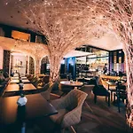 Boutique Hotel11 With Rooftop Hotel