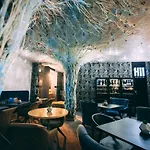 Boutique Hotel11 With Rooftop Hotel