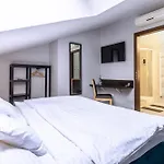 Boutique Hotel11 With Rooftop Nitra