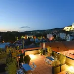 Boutique Hotel11 With Rooftop 호텔 니트라