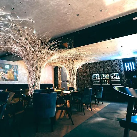 Boutique Hotel11 With Rooftop ニトラ