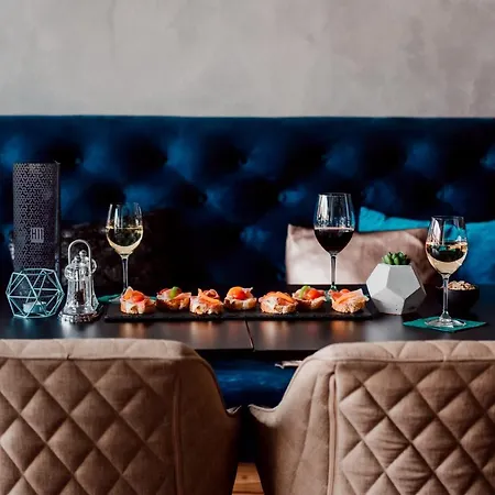 Boutique Hotel11 With Rooftop Hotell