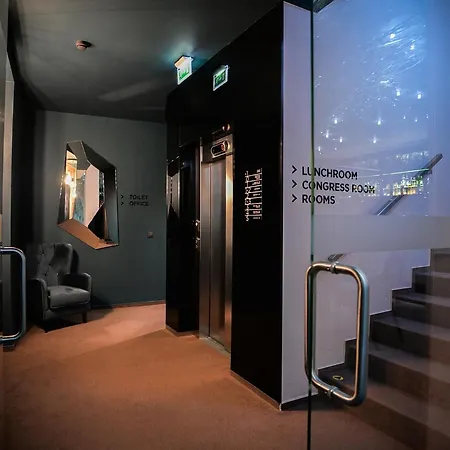 Boutique Hotel11 With Rooftop 4* Nitra