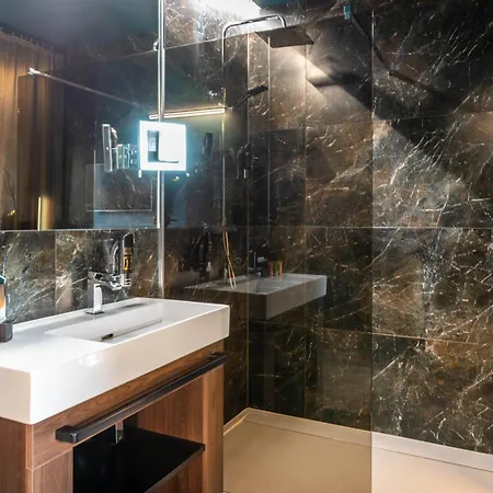 Hotell Boutique Hotel11 With Rooftop Nitra