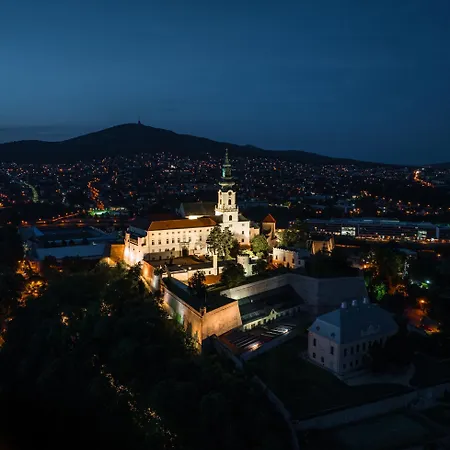 Boutique Hotel11 With Rooftop 4*