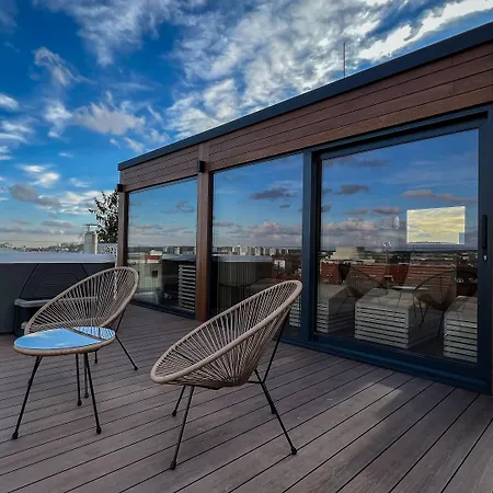 Hotell Boutique Hotel11 With Rooftop 4*