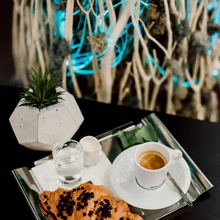 Hotell Boutique Hotel11 With Rooftop