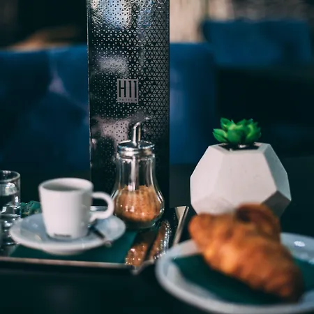 Boutique Hotel11 With Rooftop 4* Nitra