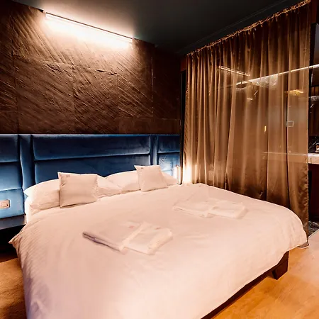 Boutique Hotel11 With Rooftop Hotell