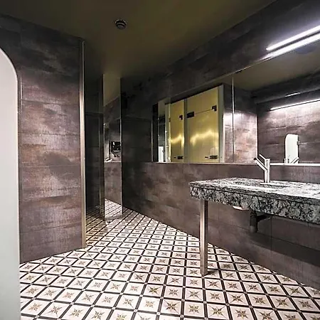 ホテル Boutique Hotel11 With Rooftop