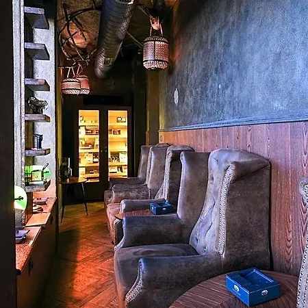 Boutique Hotel11 With Rooftop 4* Neutra